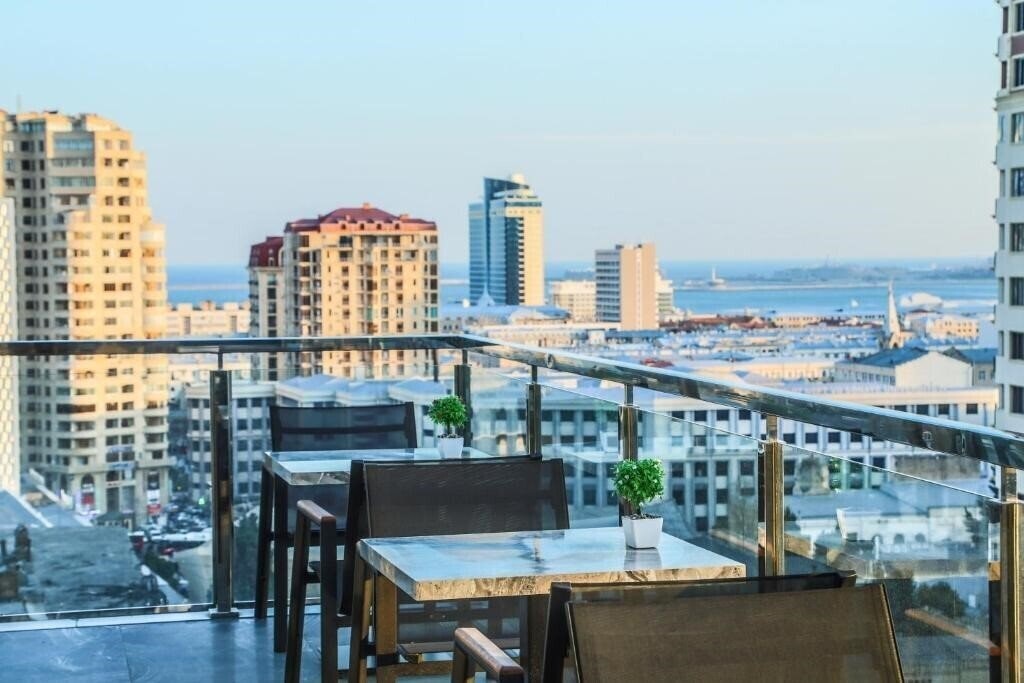 Iris Hotel Baku 4* фотосуреті