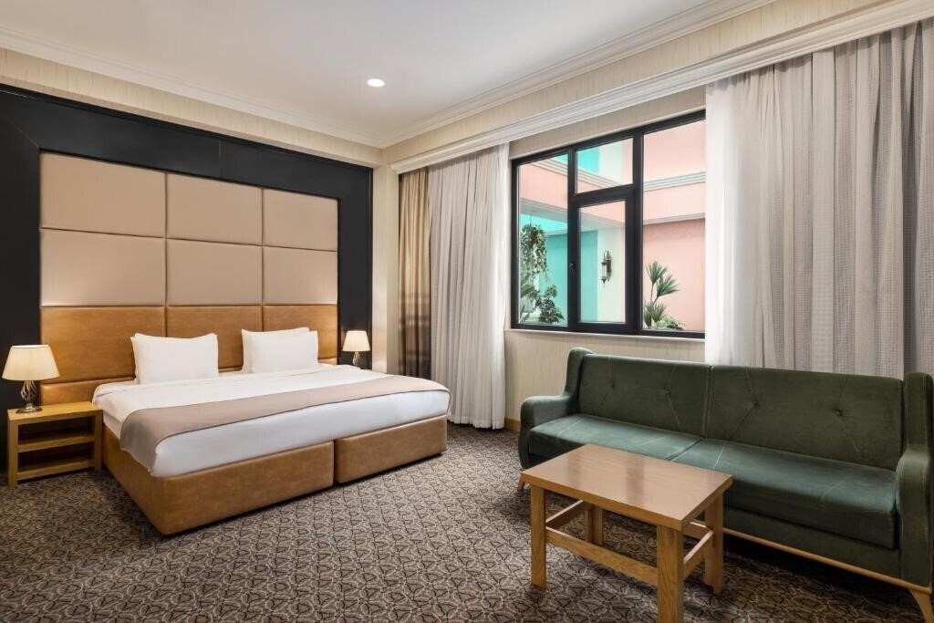 Фотография Wyndham Baku Hotel 5*