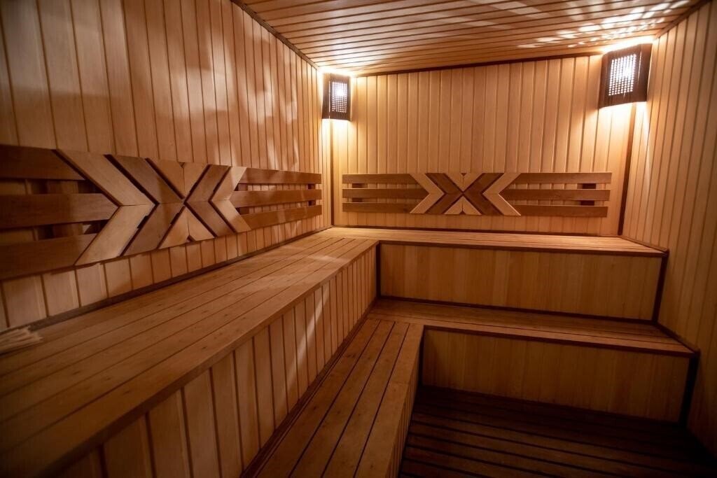 Volga Hotel Baku 4* суреті