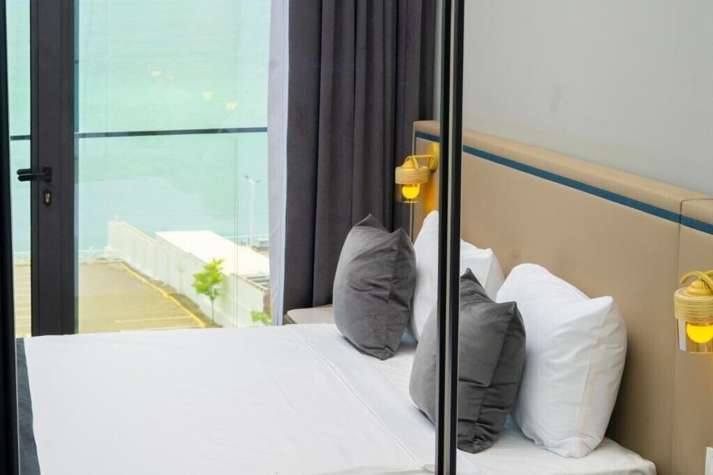 Port Marine Hotel 5* суреті