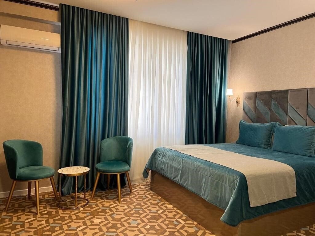 Фото Alison Hotel Baku 4*