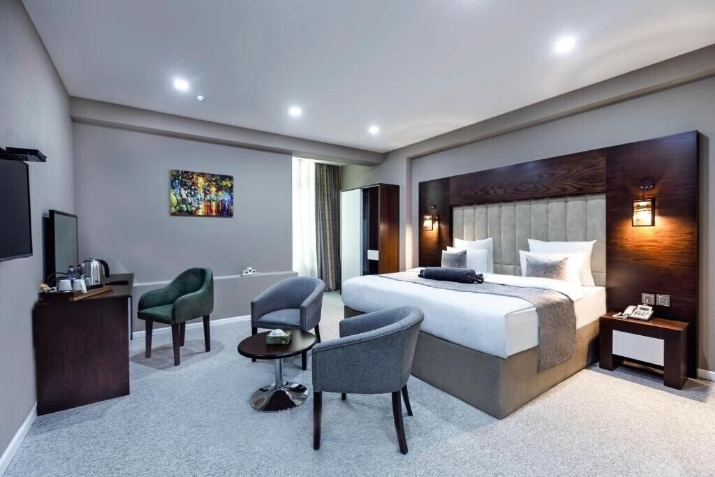 Parallel Hotel 3* қонақ үйі