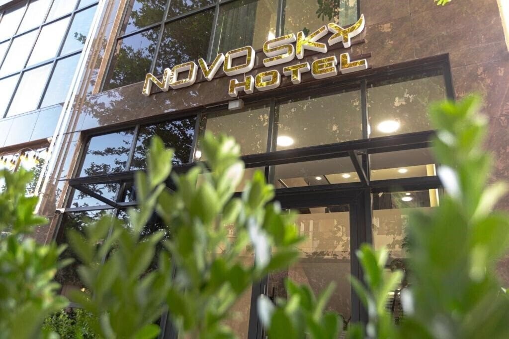 Novo Sky Hotel 4* қонақ үйі