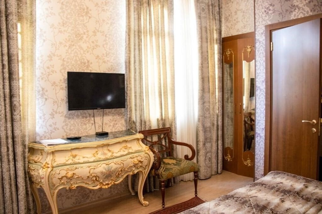 Chambers Hotel 4* фотосуреті