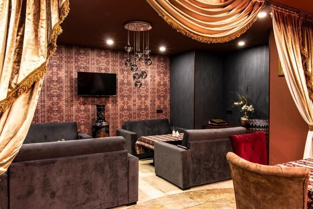 Atropat Hotel 4* фотосуреті