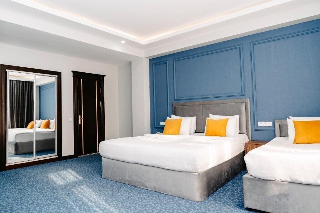 Картинка Grand Hotel Baku Central Park 4*
