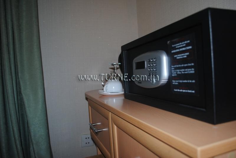 NoahS Ark Hotel 3* суреті