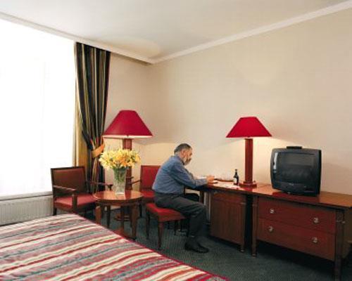 Floris Louise 4* қонақ үйі