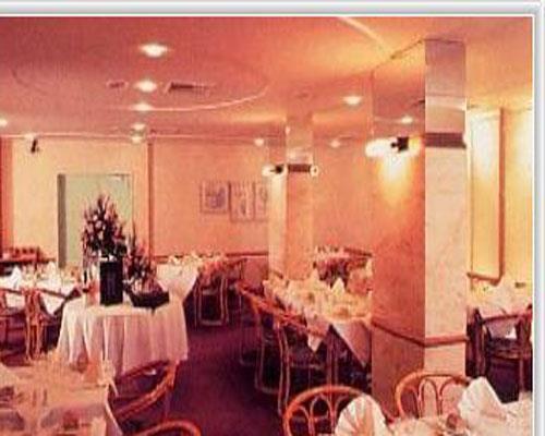 Фото NH City Center 4*