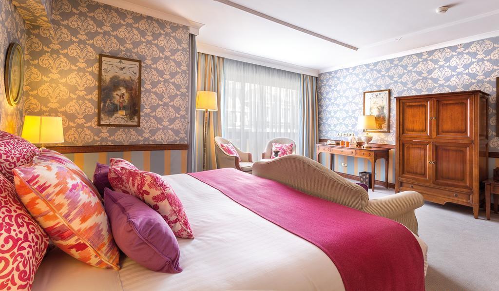 Картинка Izan Avenue Louise 4*