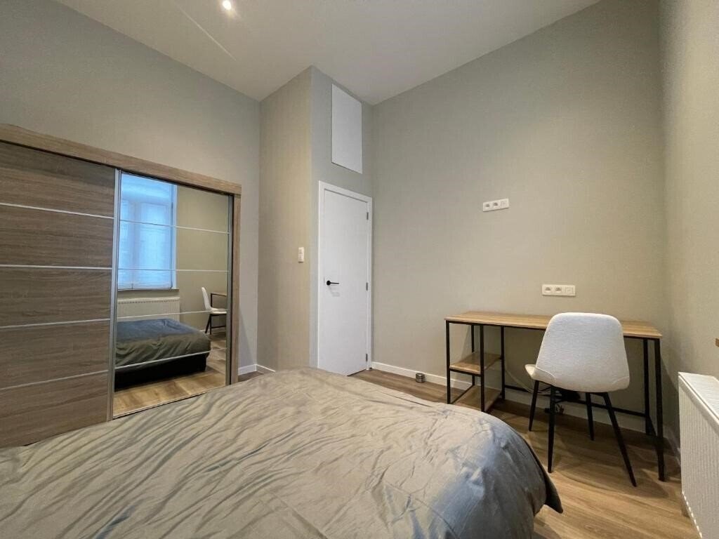 Отель Midi Station Hotel 2*