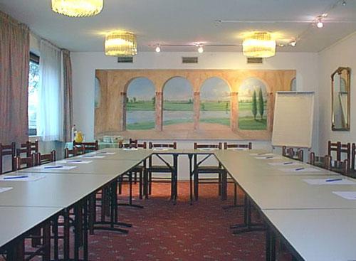 Hotel Capital 3* суреті