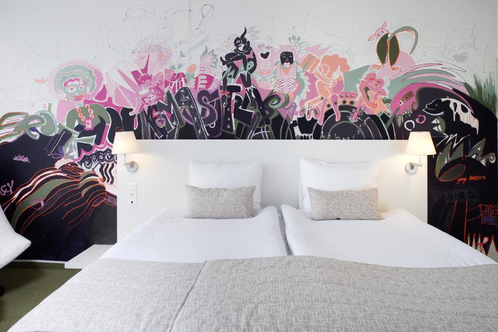 Bloom 4* суреті