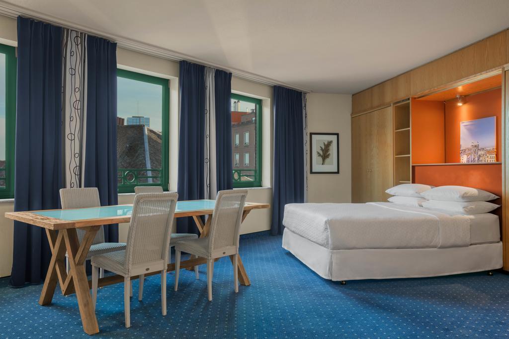 Фото Four Points By Sheraton Brussels 4*