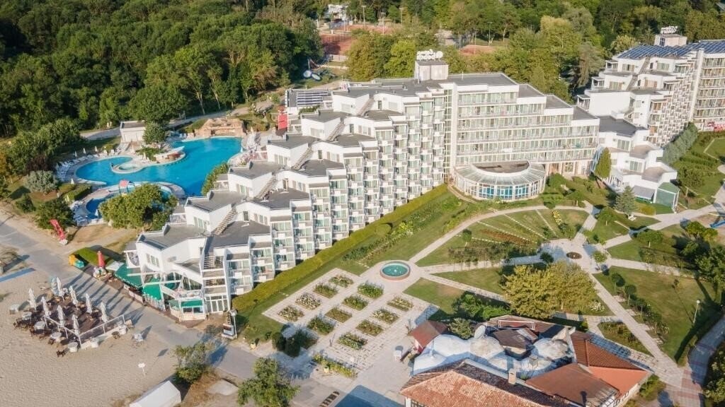 Отель Hotel Laguna Beach 4*