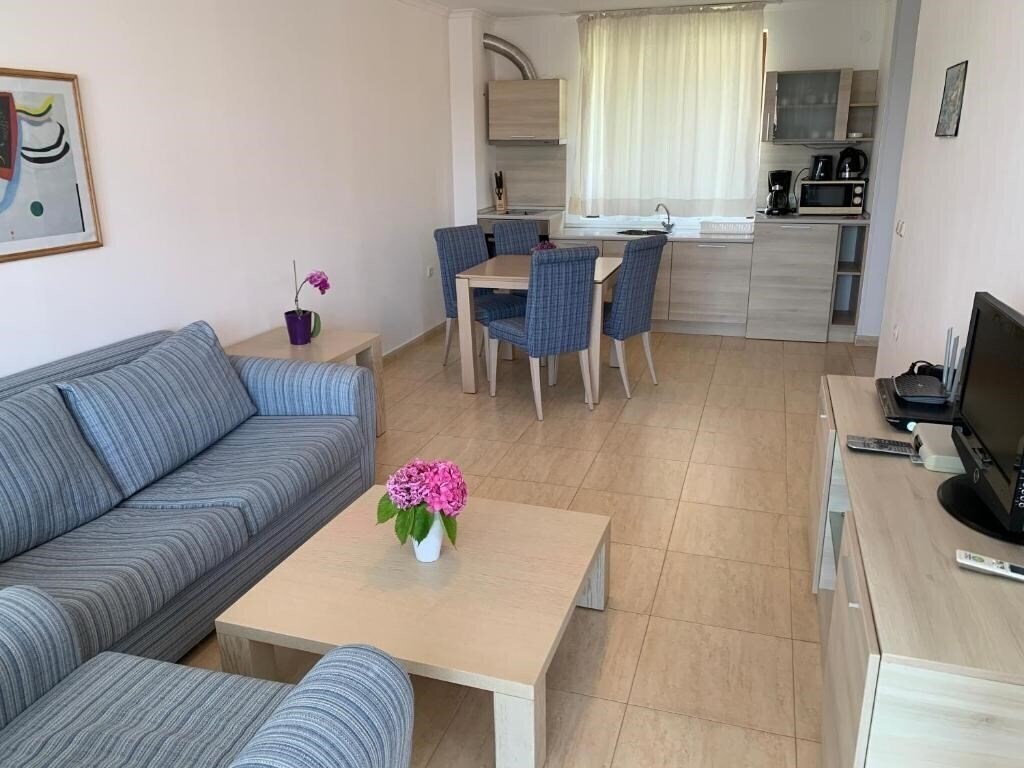 Картинка Dinevi Resort Front Line 5*