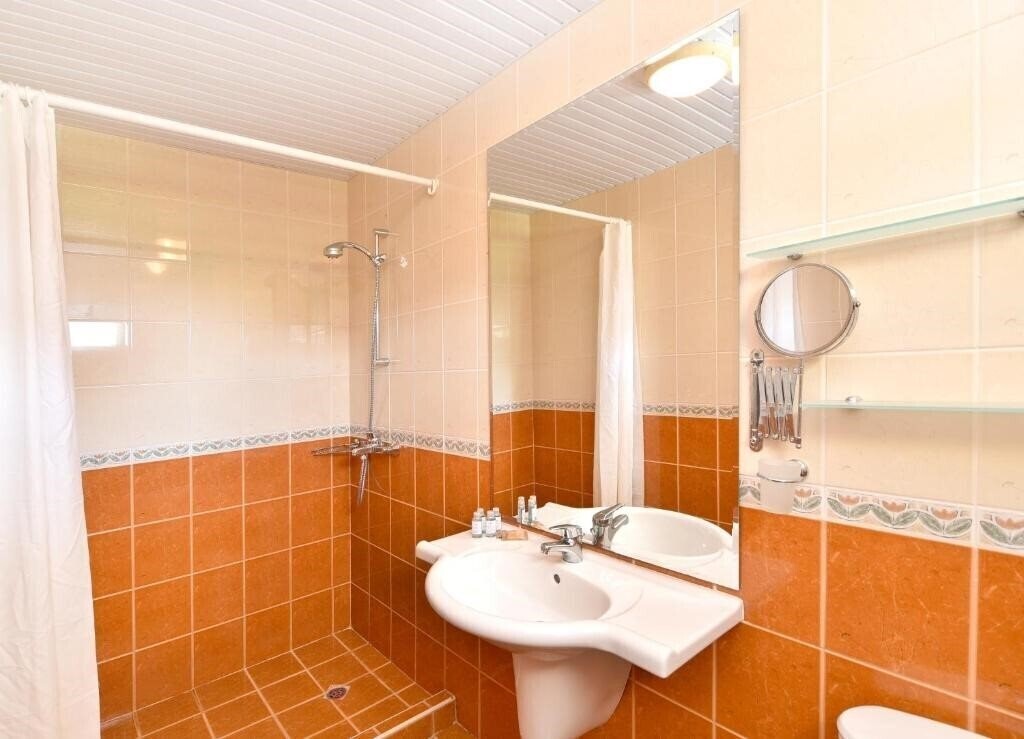 Фото Malibu 4*