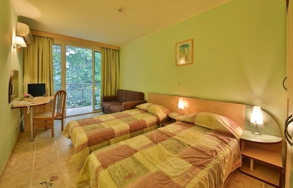 Фото Magnolia Hotel 3*