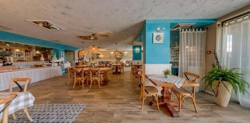 Фотография Hotel Antik 3*