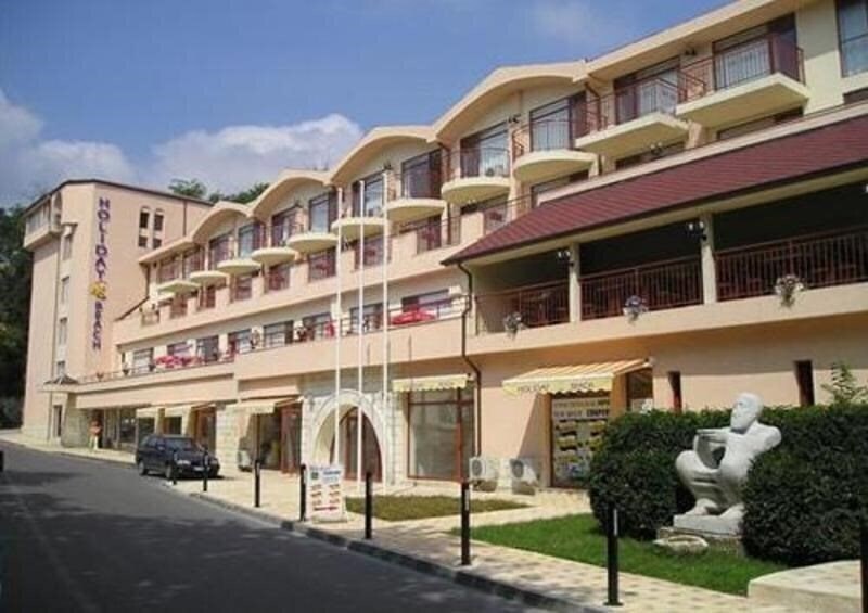 Holiday Beach 3* қонақ үйі