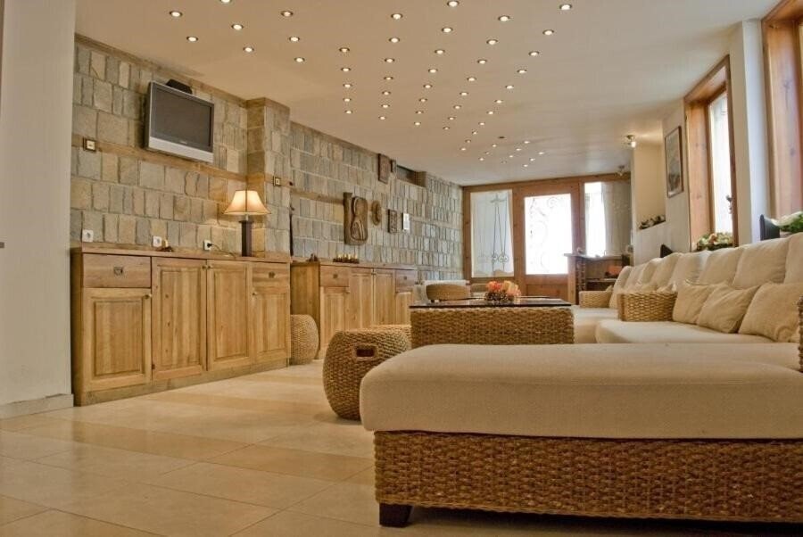 Chicho Tsane 3* фотосуреті