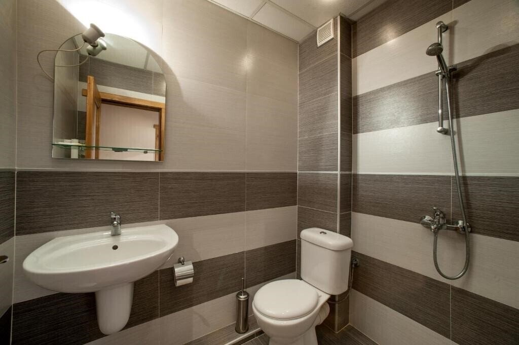 Картинка Djangal 2*