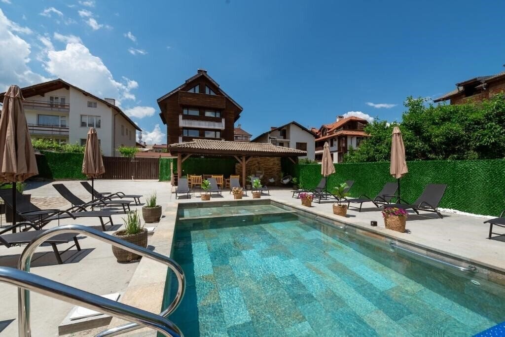 Отель Hotel Grami 3*