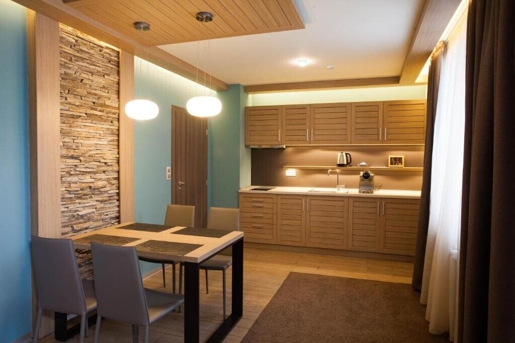 Amira 5* фотосуреті