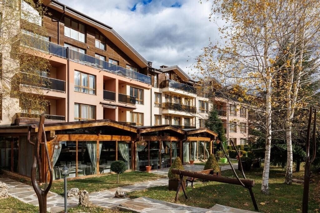 Изображение Green Wood 4*