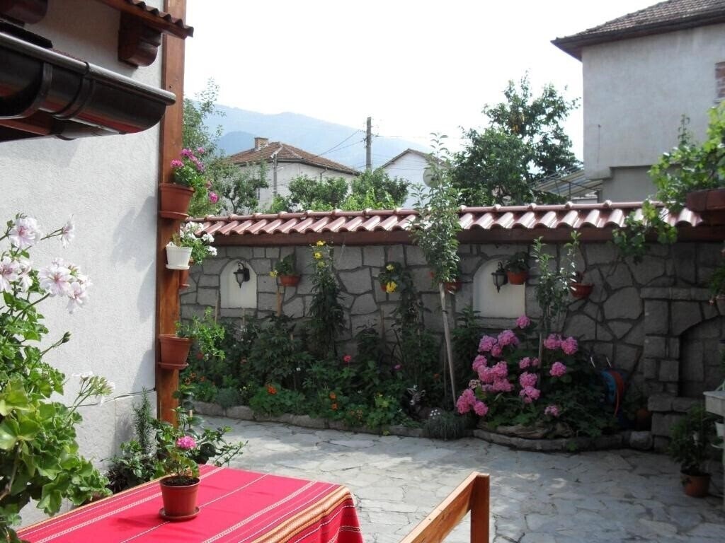 Изображение Family Hotel Nadejda 3*