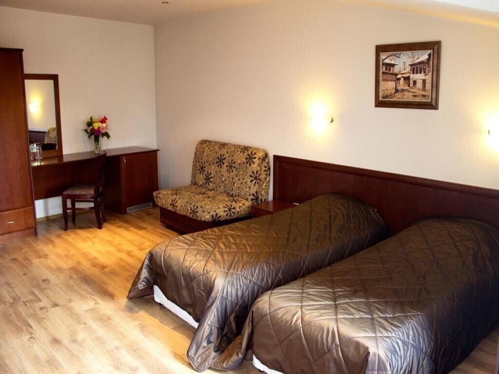 Bizev Hotel 3* фотосуреті