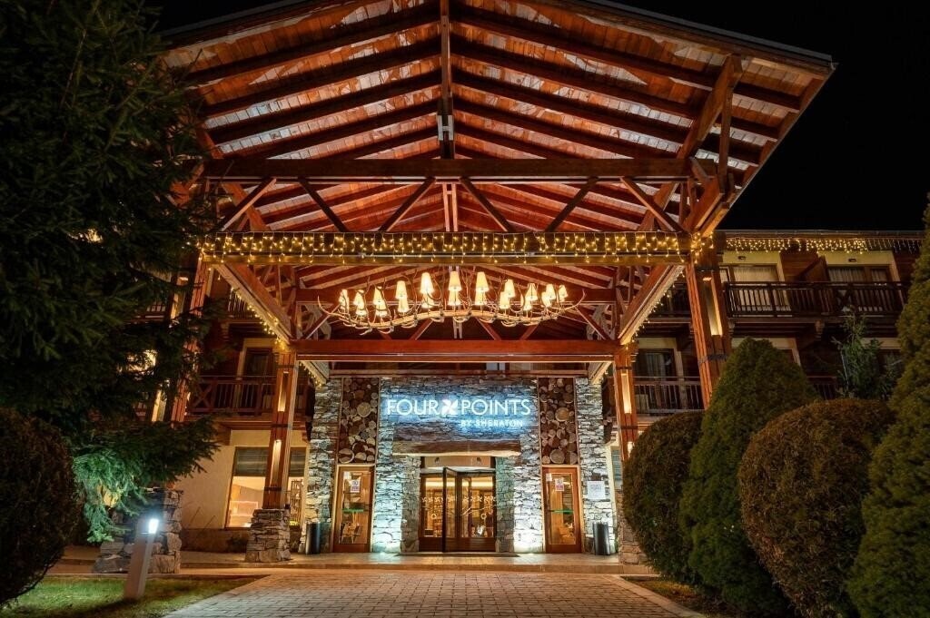 Фотография Four Points by Sheraton Bansko (ex. Strazhite Hotel, Downtown Ski & SPA) 4*