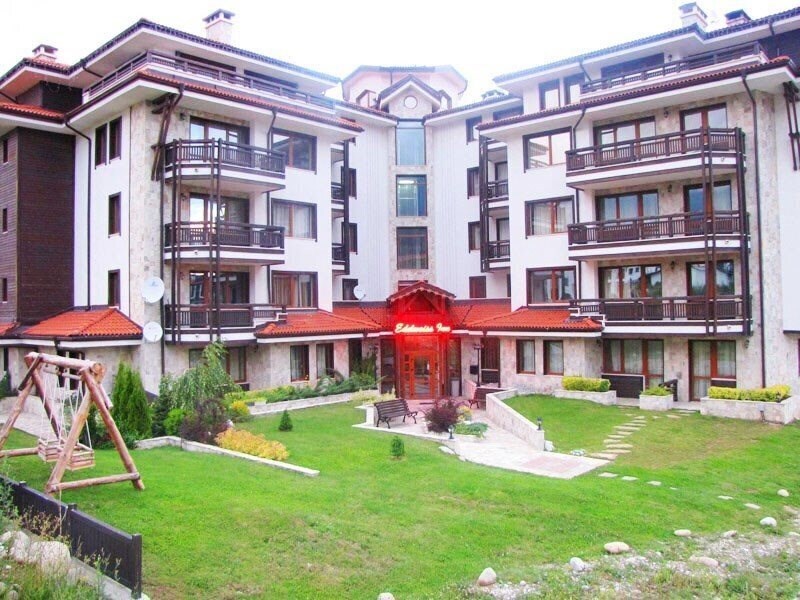 Отель Edelweiss Inn 3*