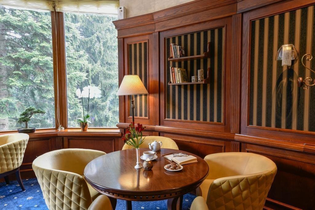 Yastrebets SPA 4* суреті