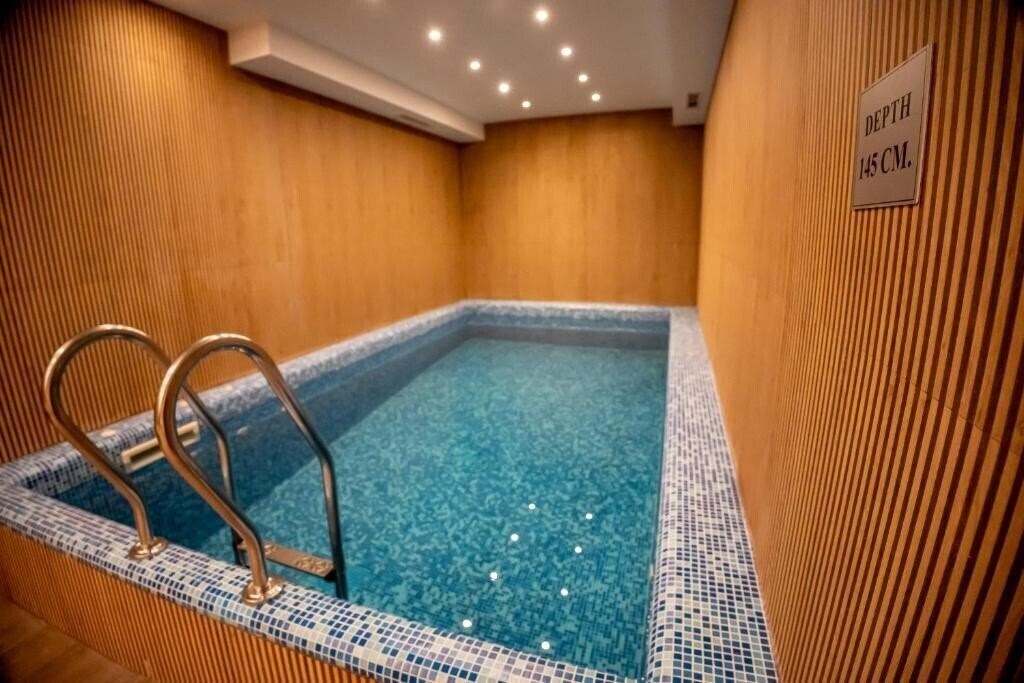 Картинка Ice Angels 4*