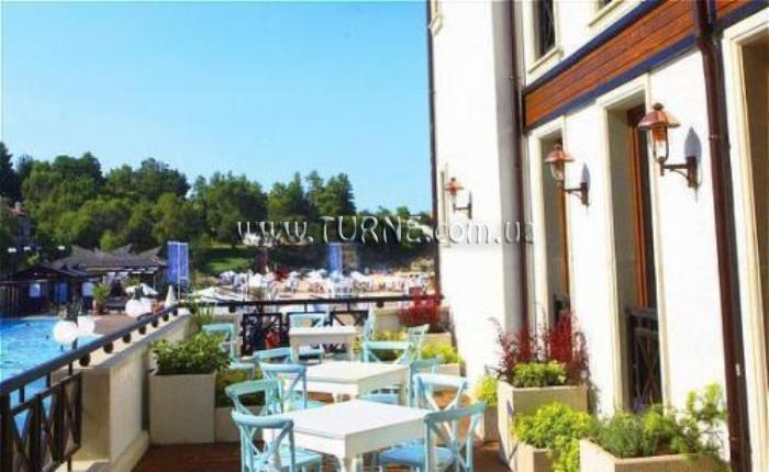 Отель Maltese Castle 5*