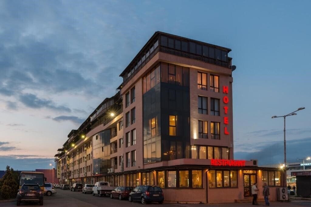 Фото Hotel Avenue Burgas 3*