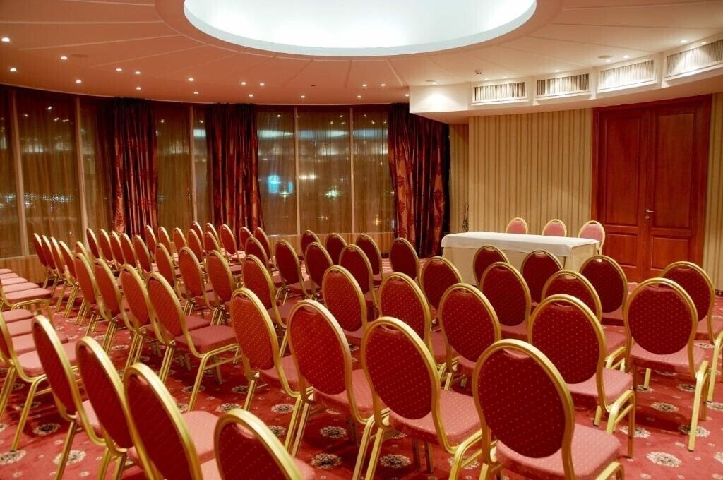 Mirage Hotel 4* суреті