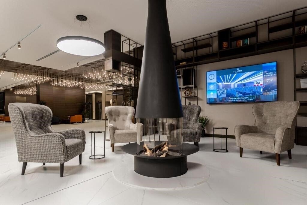Фотография Hotel Bulgaria Burgas 4*