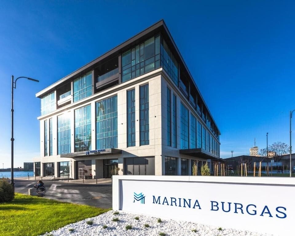 Отель Das Marina Burgas 3*