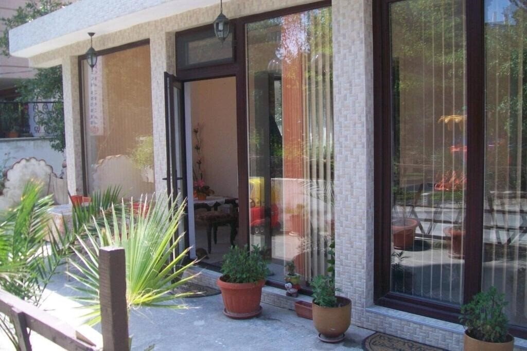 Фото Vesela Villa 2*