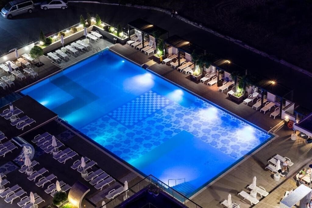 Burgas Beach 4* суреті