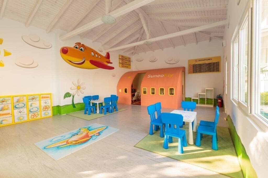 Serenity Bay Hotel 4* суреті