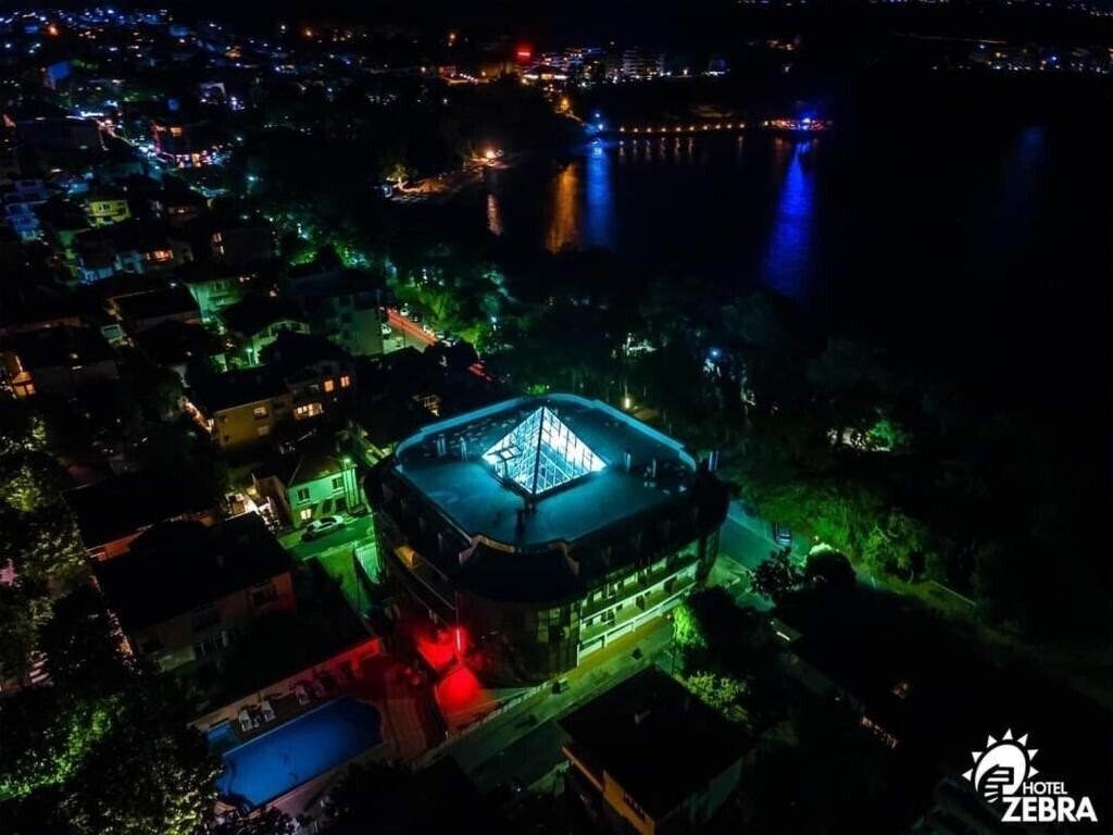 The Lodge (ex. Zebra) 3* суреті