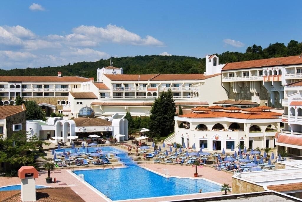 Фотография Pelican Hotel 4*