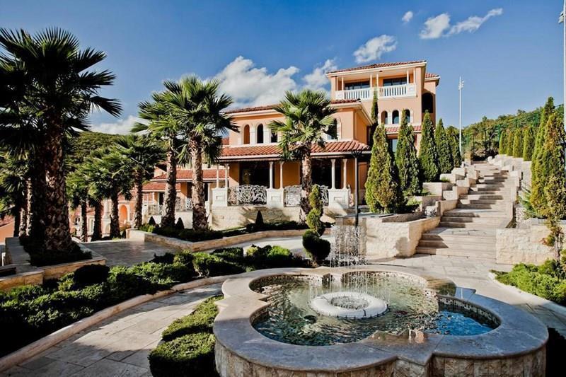 Royal Castle 5* фотосуреті