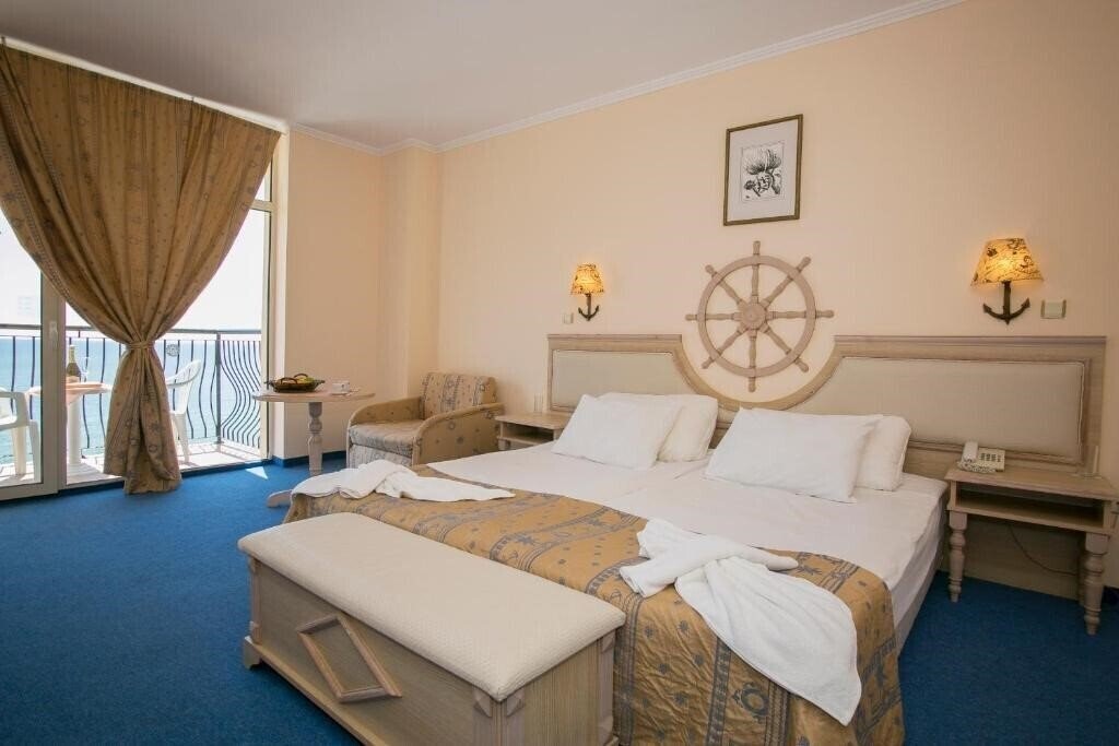 Фото Royal Park 4*
