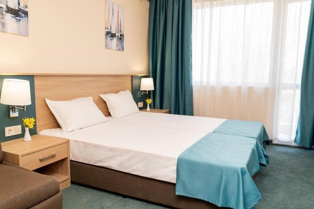 Картинка Strandja Chaika 3*