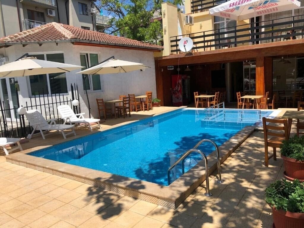 Фотография Central Family Hotel 2*