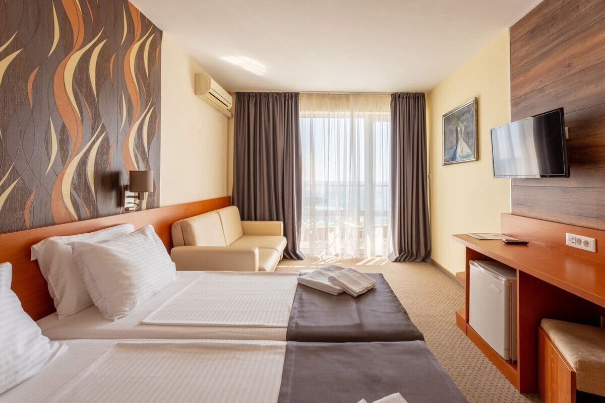 Фото Pinkovi Family Hotel 2*